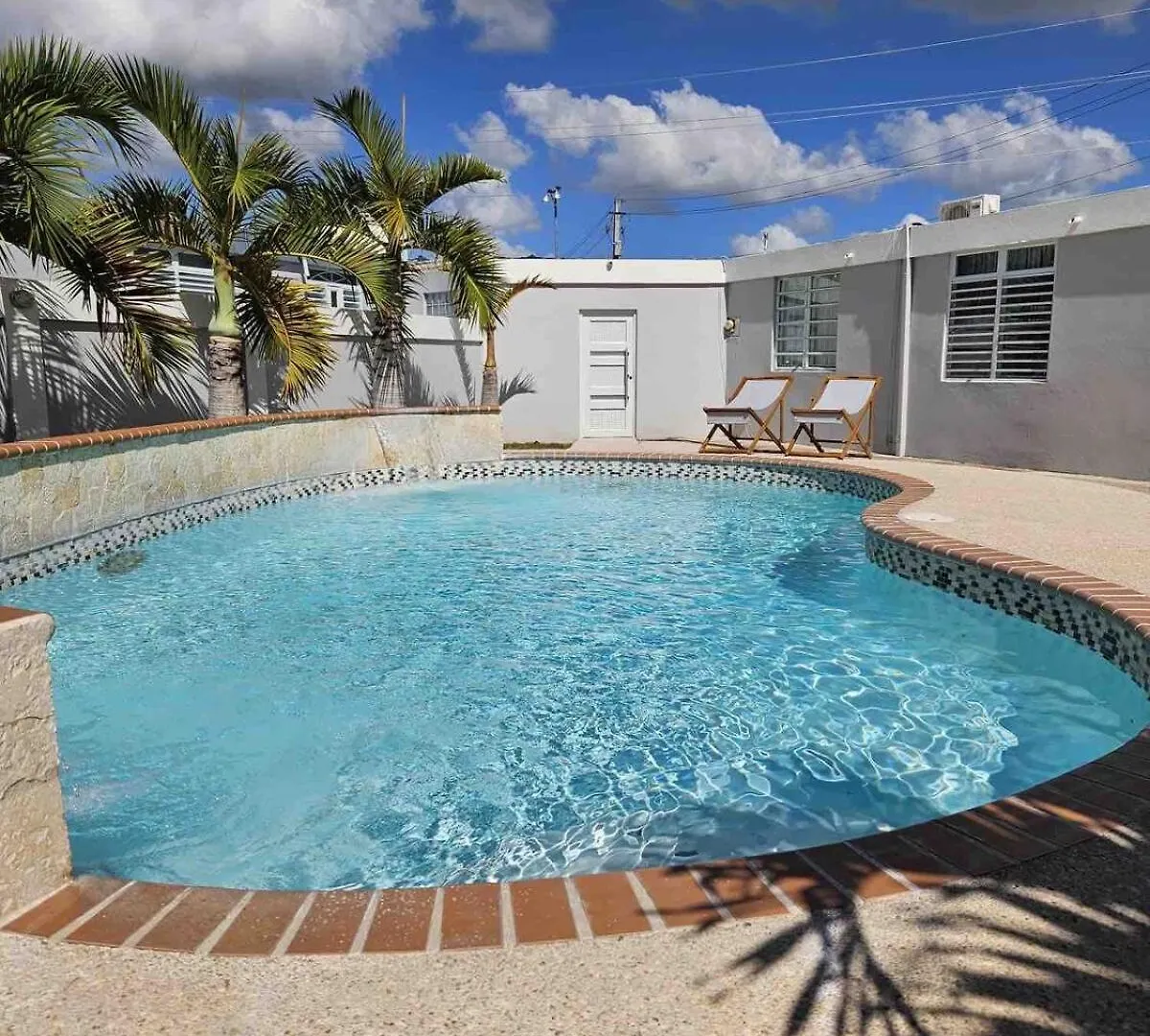 Beautiful And Large With Private Pool With Solar Panels Villa Coamo