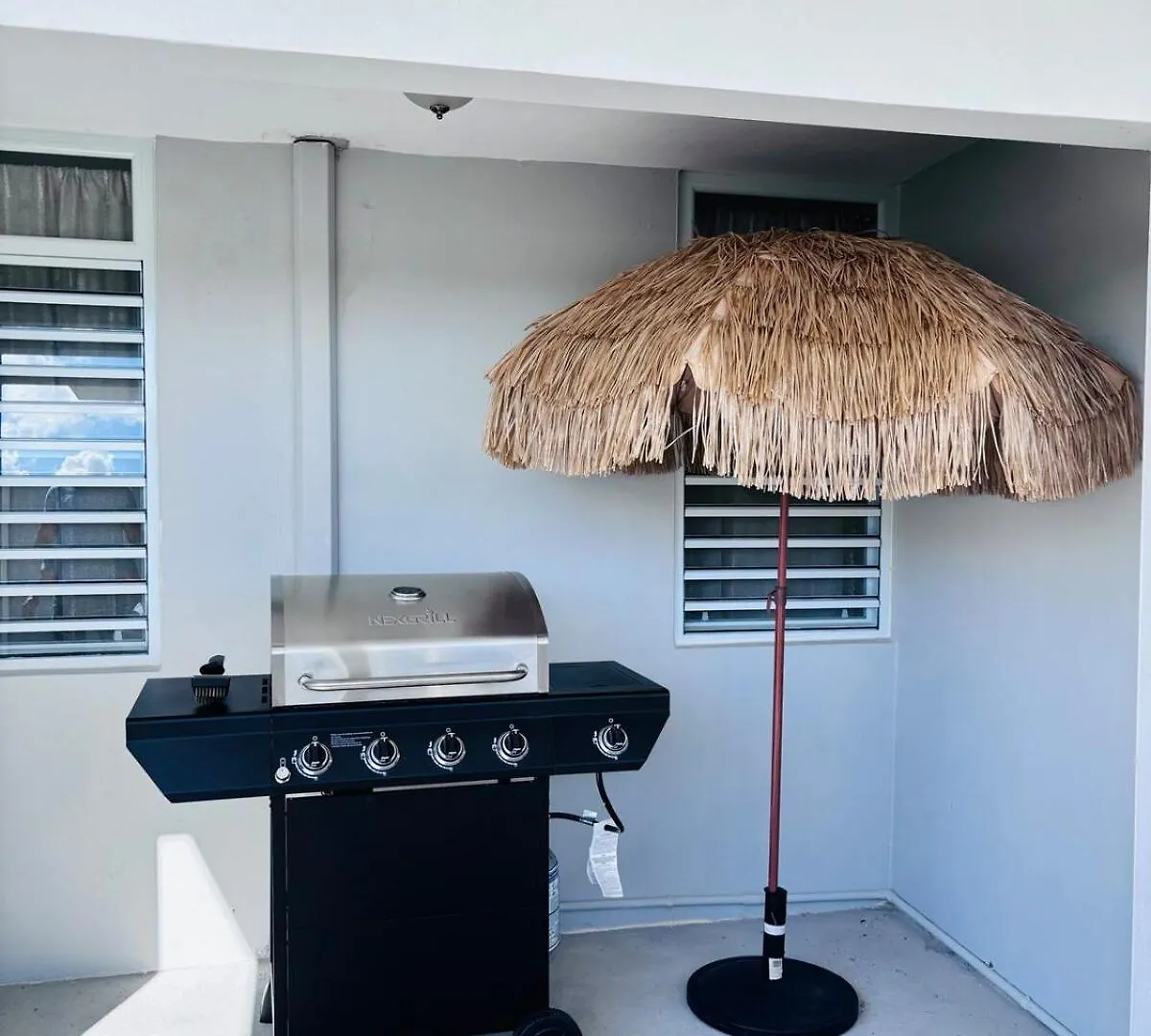 Beautiful And Large With Private Pool With Solar Panels Villa Coamo